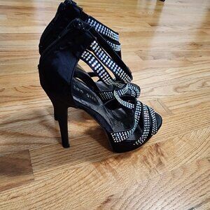 Madden Girl LIVELLY Shoes size 7M